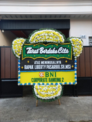 Papan Bunga Duka di Baleharjo