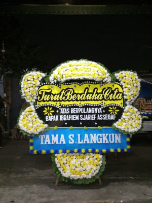 Papan Bunga Duka di Baleharjo