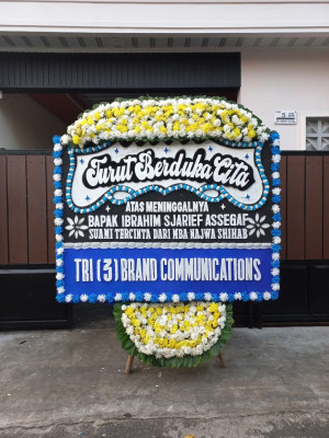 Papan Bunga Duka di Baleharjo